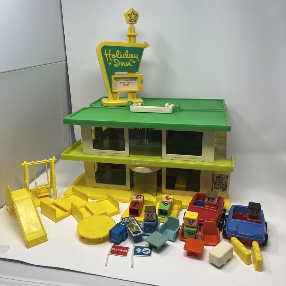 Vintage 1974 Playskool Familiar Places Holiday Inn Playset #480 Almost Complete